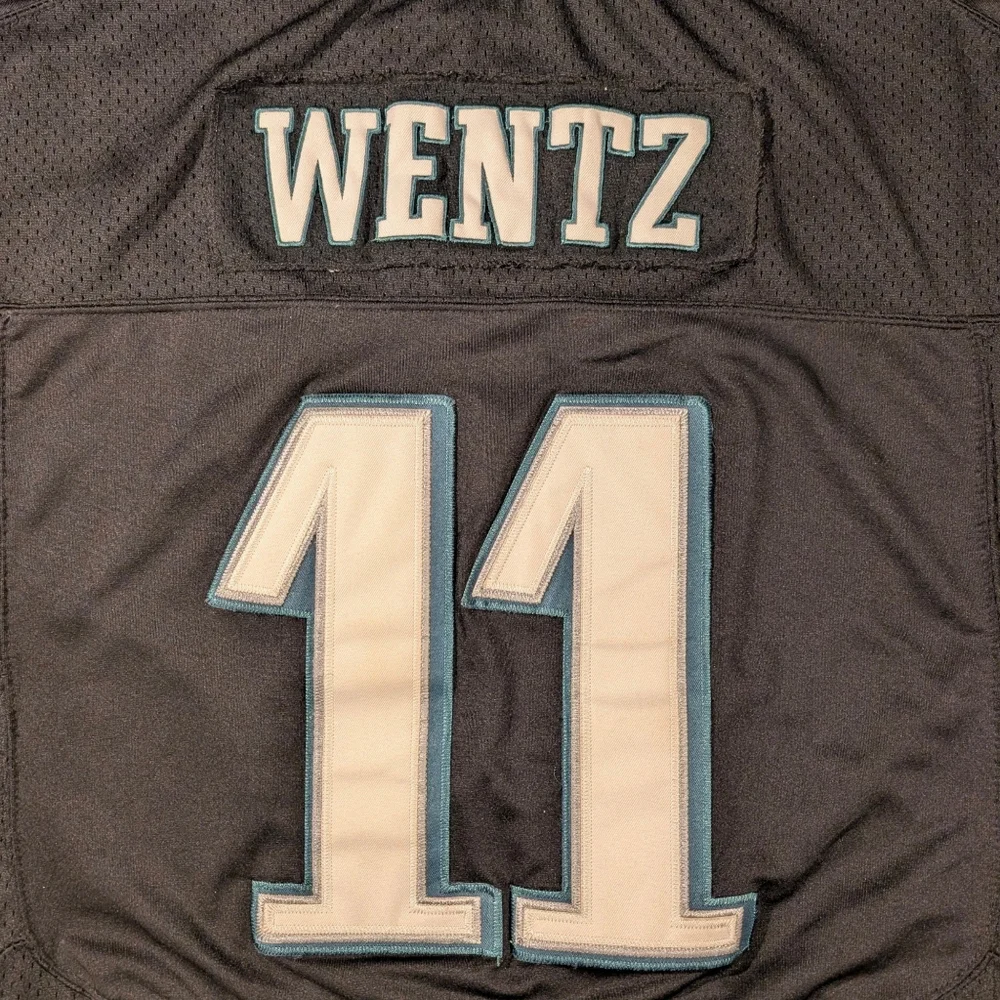 Nike On Field Philadelphia Eagles Carson Wentz Stitched Jersey Men's 2XL (56)